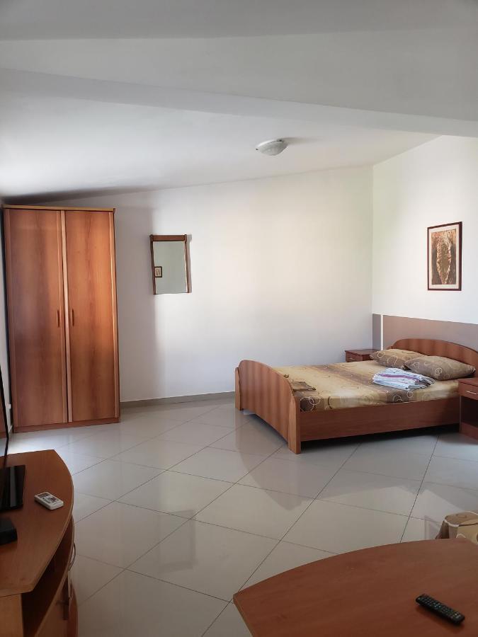 Apartments Petricevic Sutomore Kültér fotó